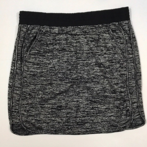 LOFT Dresses & Skirts - Loft Lou & Grey Elastic Waist Casual Skirt